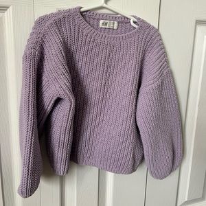 H&M kids purple knitted sweater. Size 4-6